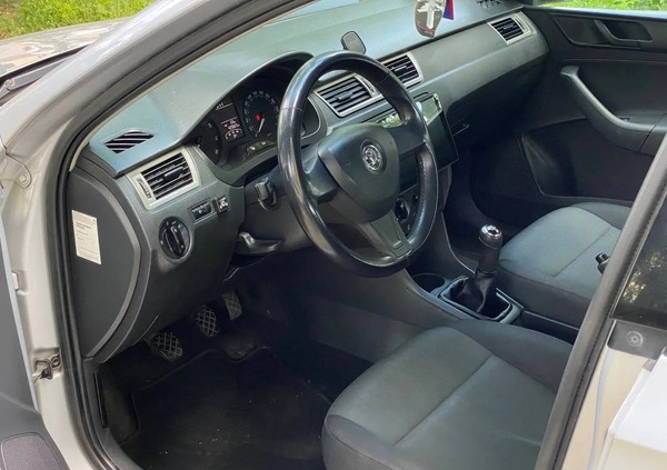 Skoda RAPID cena 11499 przebieg: 430000, rok produkcji 2014 z Warszawa małe 137